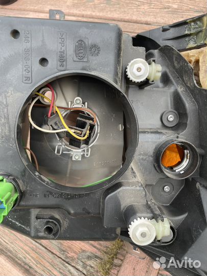 Фара передняя правая Ford transit