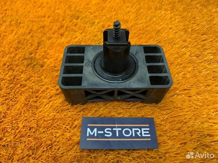 Поддомкратник Mercedes-Benz C-Class W205 274.920