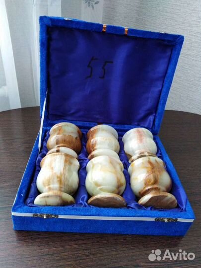 Фужеры(рюмки из натурального камня-оникс)