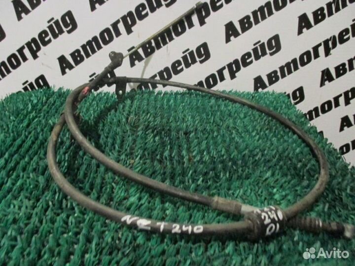 Тросик ручного тормоза левый Toyota Allion NZT240