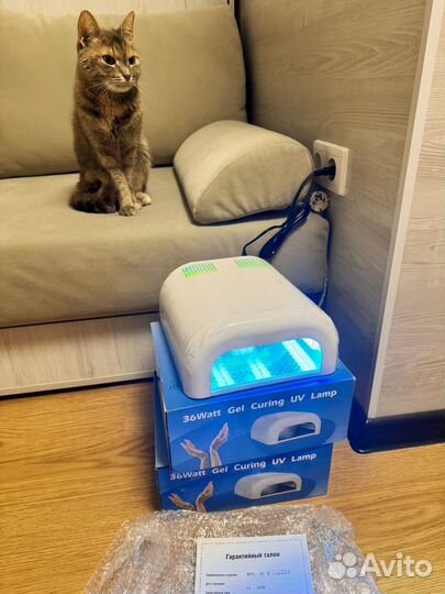 Лампа для маникюра новая