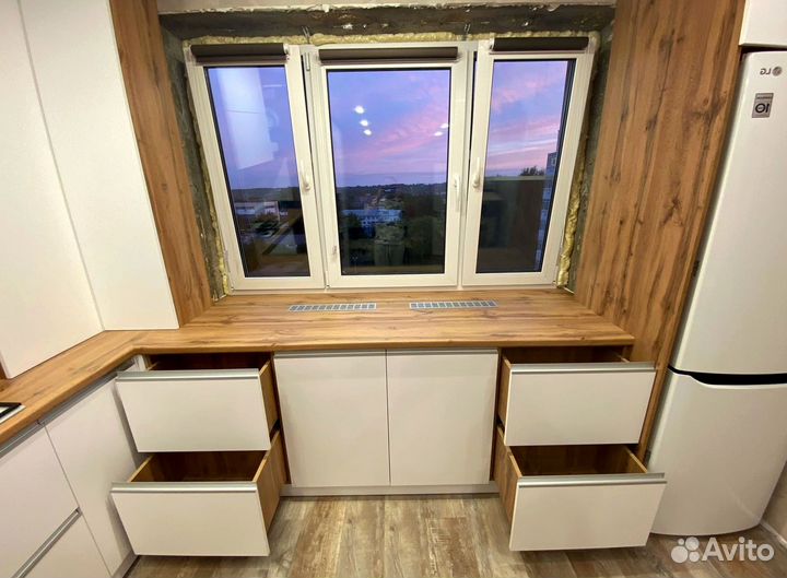 Кухни на заказ с гармоничным сочетанием цветов