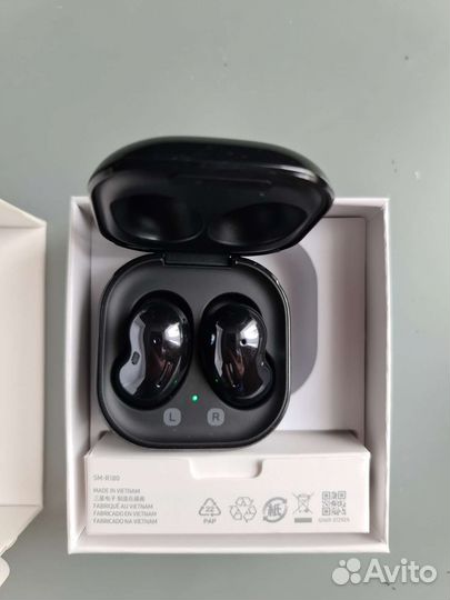 Беспроводные наушники samsung buds live