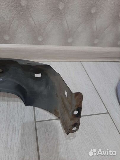 Крыло переднее левое Мазда 6 Mps GG 2006