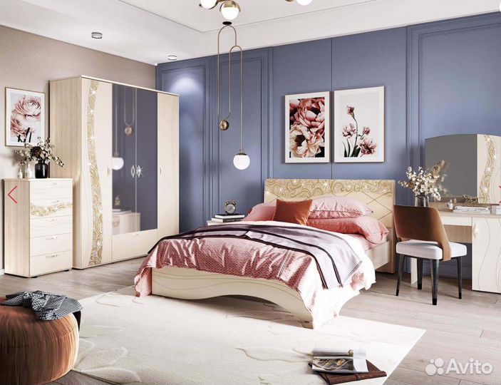 Спальный гарнитур