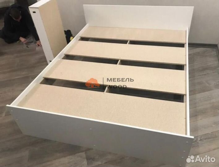 Кровать двухспальная