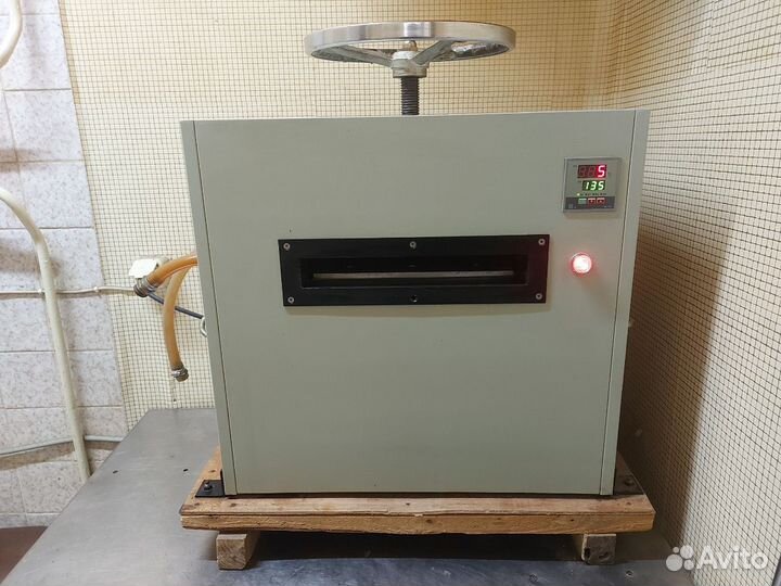 Пресс-Ламинатор А4 JP-110H для пластиковых карт