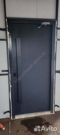 Дизайнерская уличная дверь 3D панель, ручка штанга