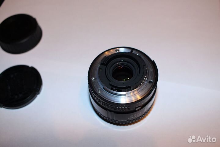 Объектив Nikon 24 mm 2.8D Nikkor