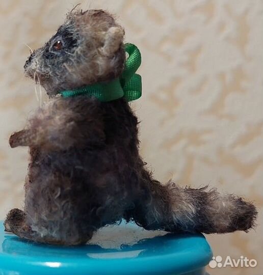 Сувенир игрушка Енотик 3,5 см вязаный, Handmade