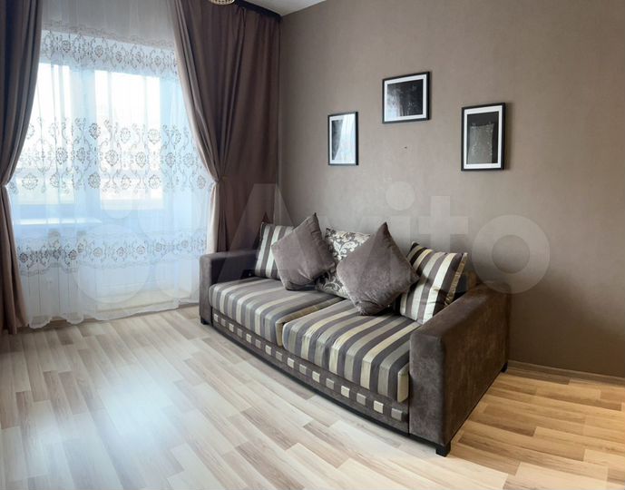 1-к. квартира, 52 м², 8/10 эт.