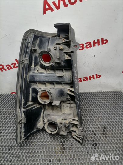 Фонарь задний правый Mazda Capella GD