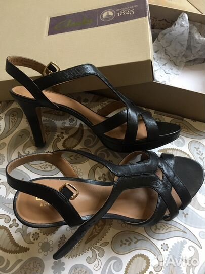 Босоножки clarks