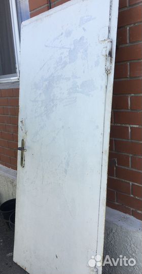 Металлическая дверь бу