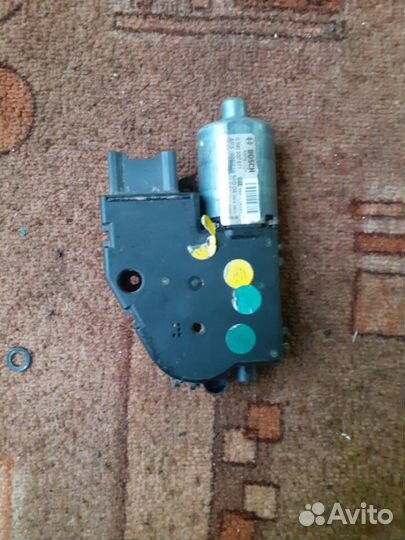 Моторчик люка ауди Audi Q7 4L