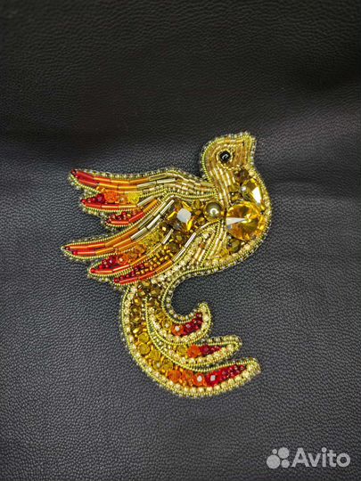 Брошь ручной работы 