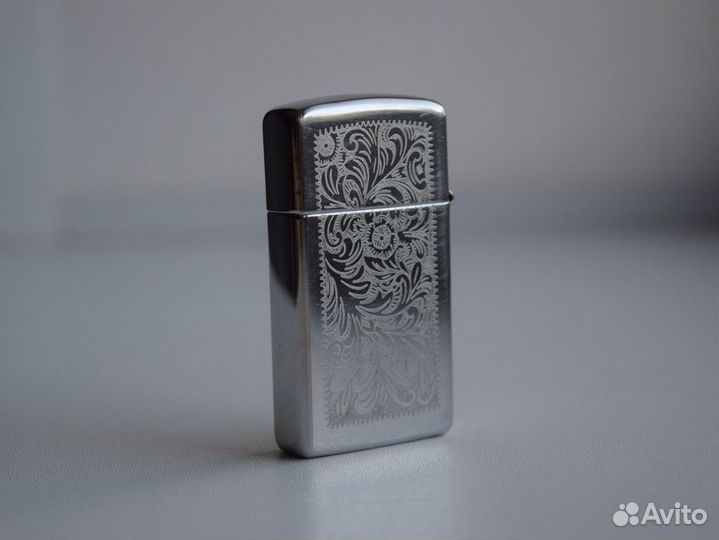 Зажигалка бензиновая zippo slim