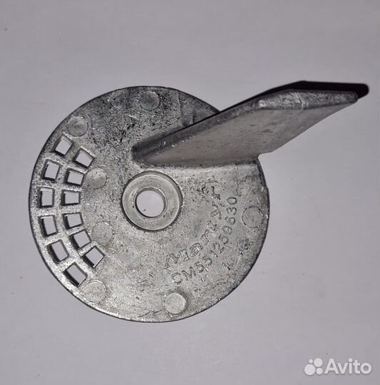 Анод редуктора Suzuki DT20-30, DF25-30