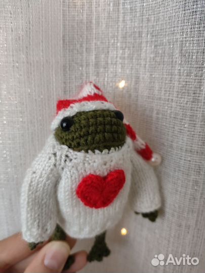 Вязаная лягушка