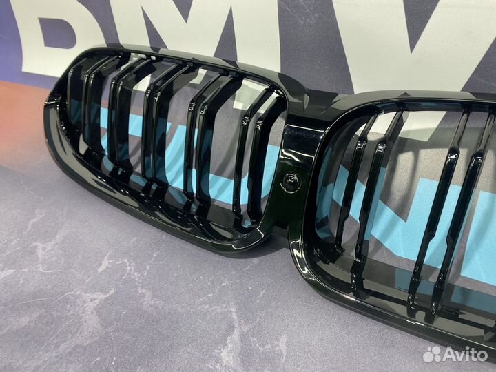 Решетки радиатора BMW G15, М, черный глянец