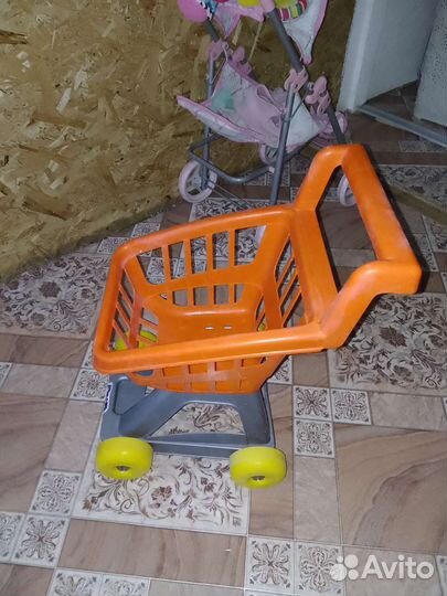 Корзина с фруктами