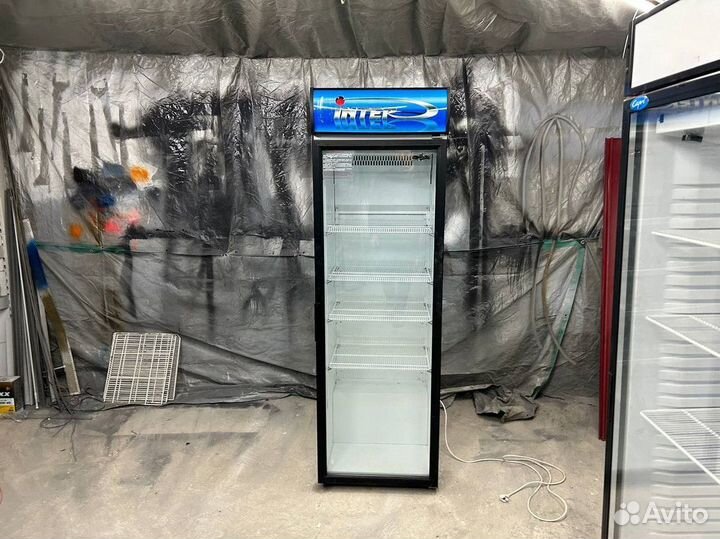 Холодильный шкаф витрина бу 60х58х196см