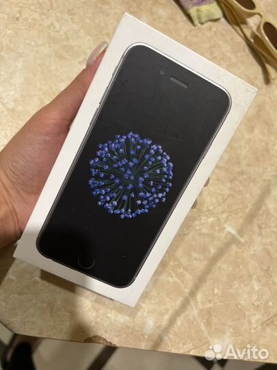 Коробка от iPhone 6