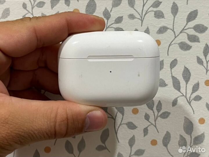 Airpods pro футляр бу оригинальный