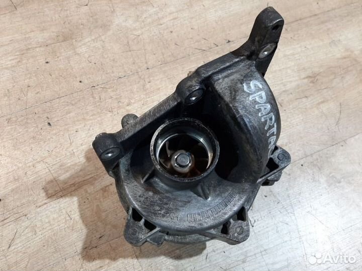 Насос водяной (помпа ) Kia Sportage 3 поколение