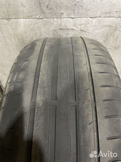 Goodyear EfficientGrip 215/55 R17 98W