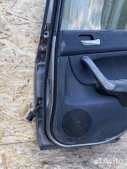Дверь задняя правая Honda Accord VII 7
