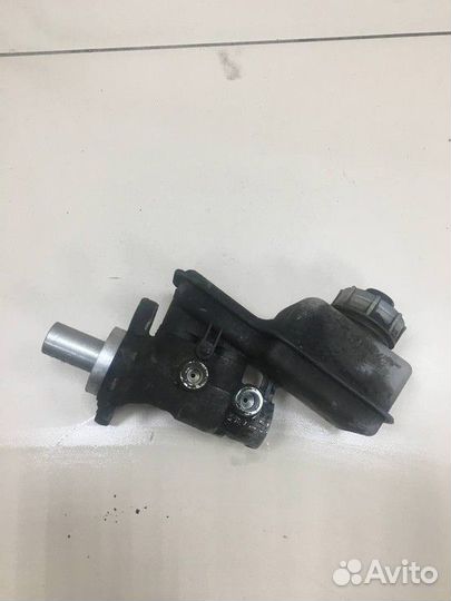 Главный тормозной цилиндр