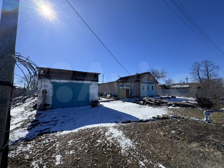 Дом 33,4 м² на участке 10 сот.