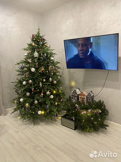 Елка искусственная