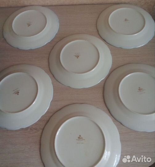 Набор тарелок новый