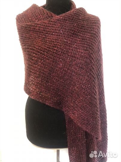 Шарф, палантин из мохера с пайетками