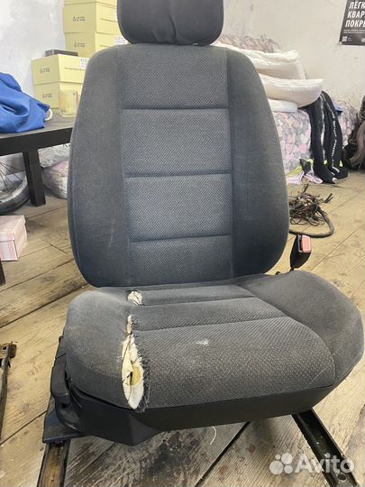 Сиденье передние бмв е36
