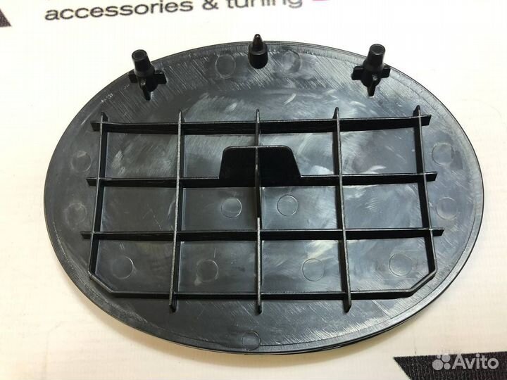 Эмблема F-Sport в решетку Lexus RX