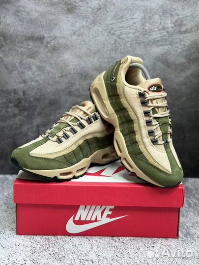 Кроссовки Nike