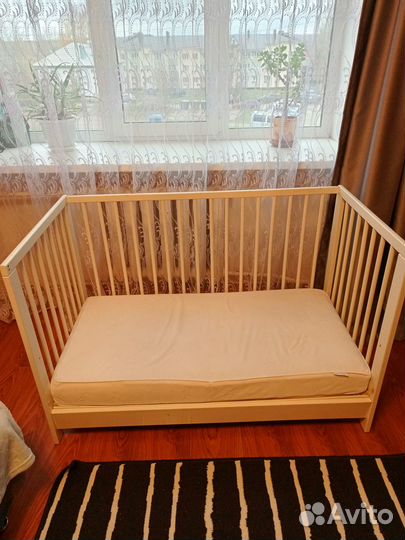 Детская кровать IKEA с матрасом