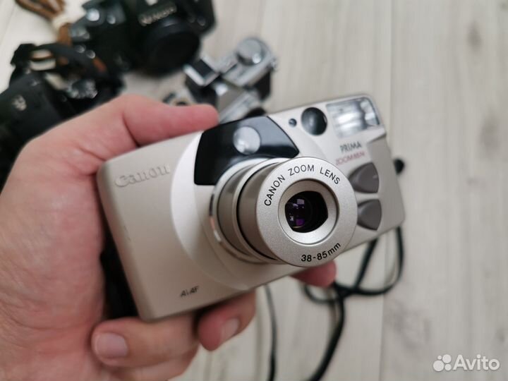 Пленочные Canon EOS 30, Prima 85n, Nikon EM