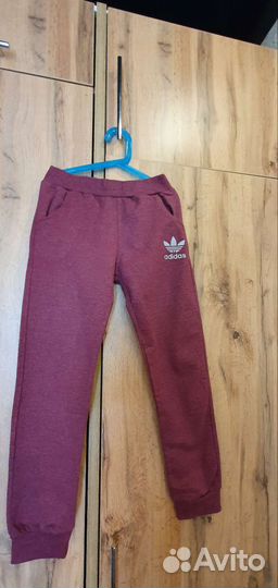 Новый спортивный костюм Adidas 146