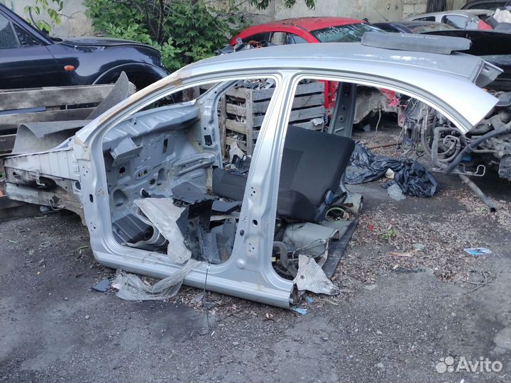 В разборе mitsubishi lancer x /10