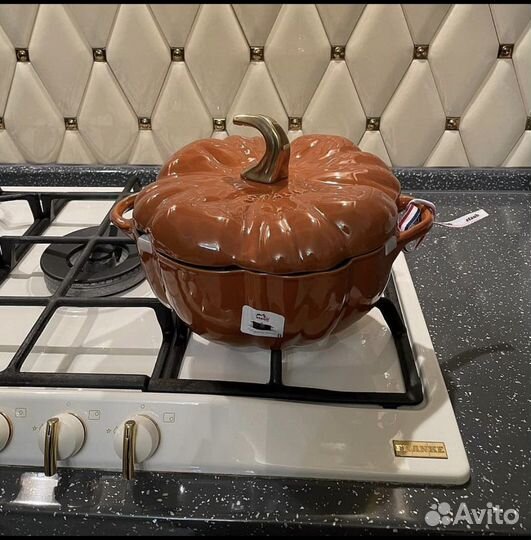 Чугунная жаровня тыковка Staub