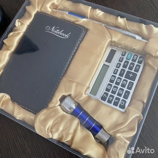 Подарочный набор канцтовары