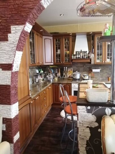 4-к. квартира, 103 м², 3/3 эт.