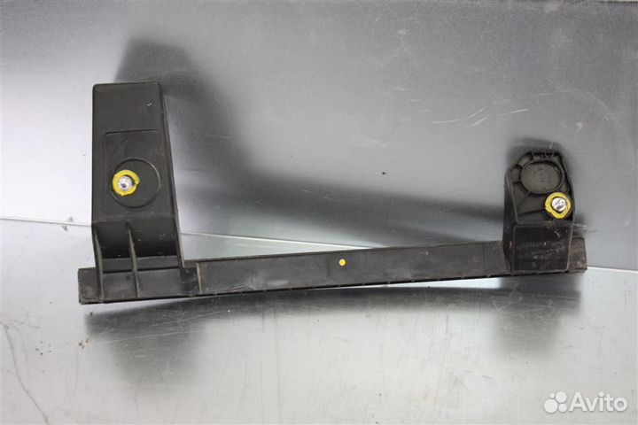 Направляющая стекла двери передней правой Hyundai