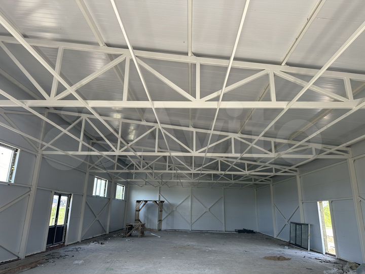 Свободного назначения, 300 м²