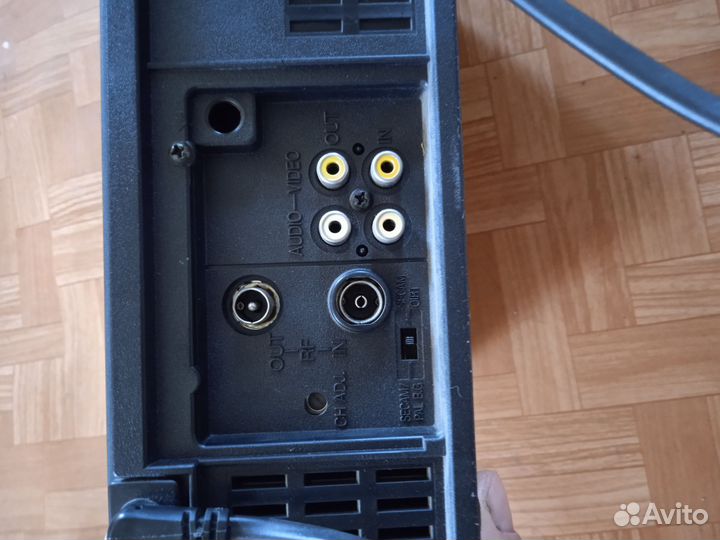 Видеомагнитофон panasonic
