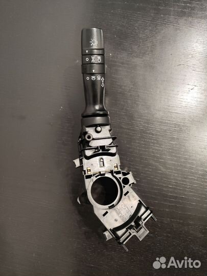 Переключатель света и поворота подрулевой Hyundai